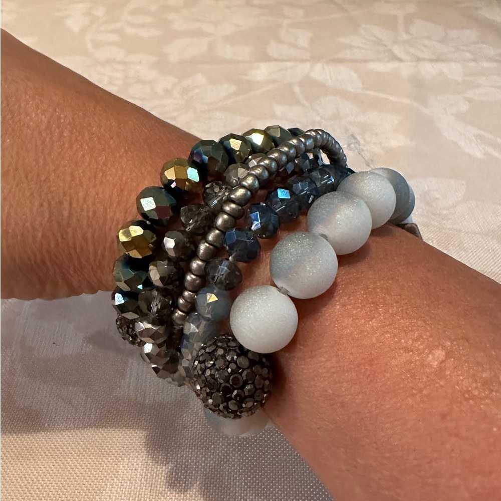 Urbanista blue greys strand bracelet